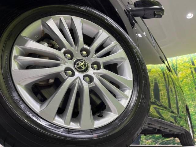 Toyota NOAH 2023-06 181044-13