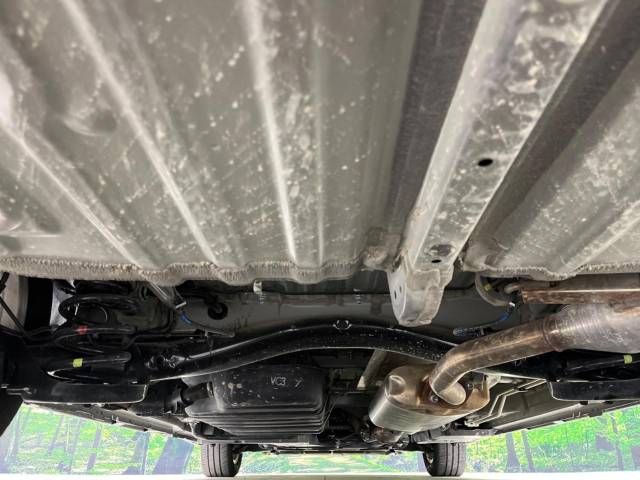 Toyota NOAH 2023-06 181044-19