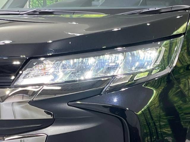 Toyota NOAH 2023-06 181044-12