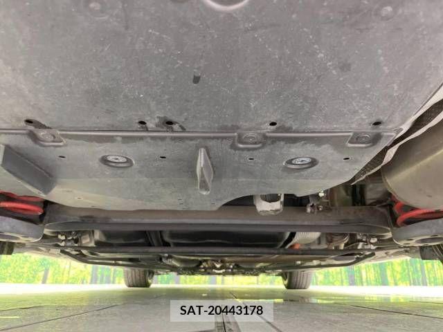 Toyota PRIUS 2013-09 350423-19