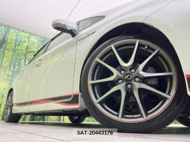 Toyota PRIUS 2013-09 350423-13