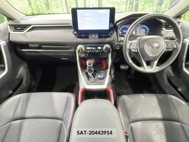 Toyota RAV4 2023-06 213467-1