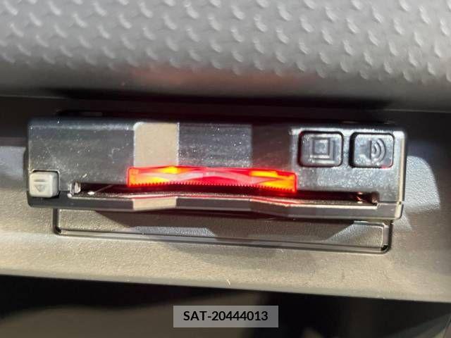 Suzuki HUSTLER 2019-12 272141-6