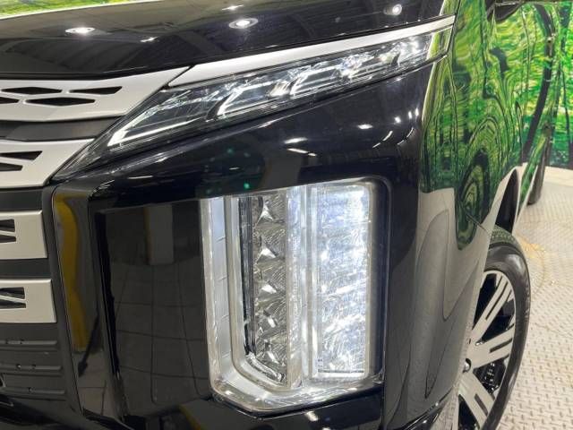 Mitsubishi DELICA D5 2023-05 16431-12