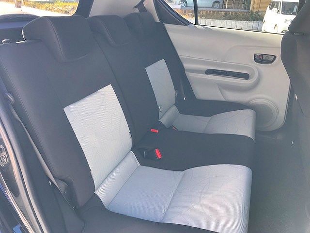 Toyota AQUA 2012-12 192443-9