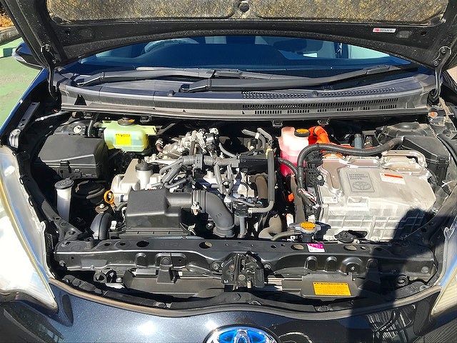 Toyota AQUA 2012-12 192443-27