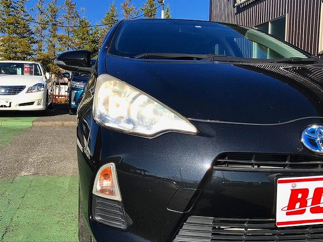 Toyota AQUA 2012-12 192443-25