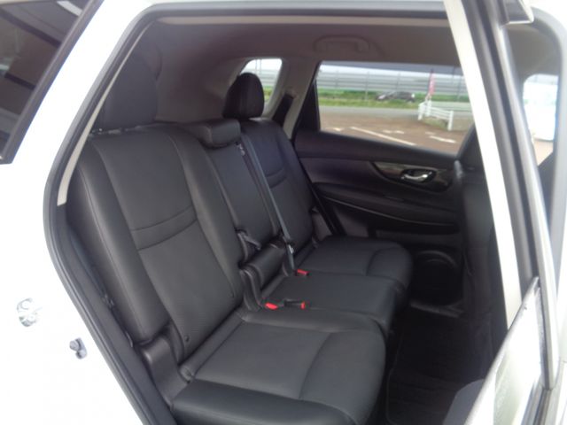 Nissan X-TRAIL 2021-08 10779-10
