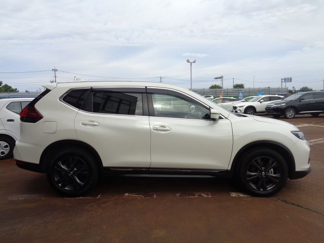 Nissan X-TRAIL 2021-08 10779-4