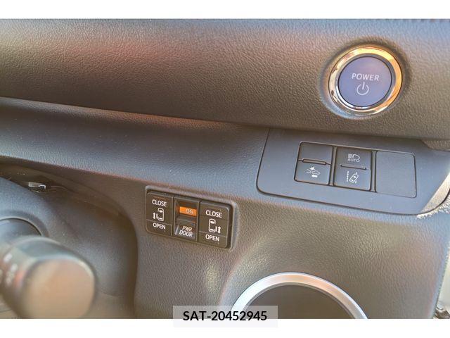 Mitsubishi CANTER 2023-10 237028-17