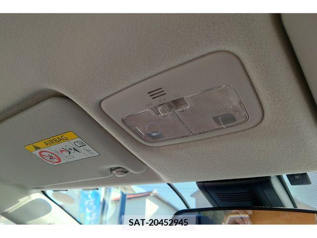 Mitsubishi CANTER 2023-10 237028-23