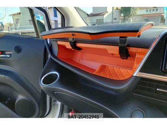 Mitsubishi CANTER 2023-10 237028-20