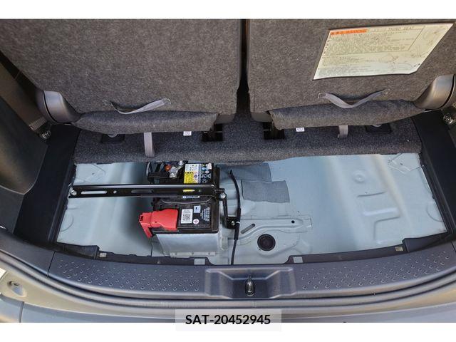 Mitsubishi CANTER 2023-10 237028-26