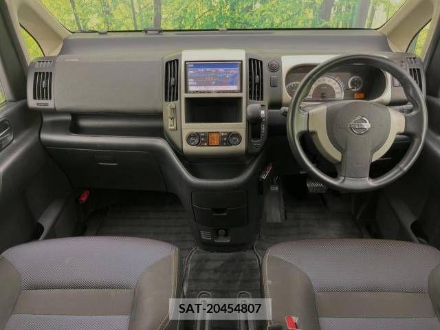 Nissan SERENA 2007-03 393847-1