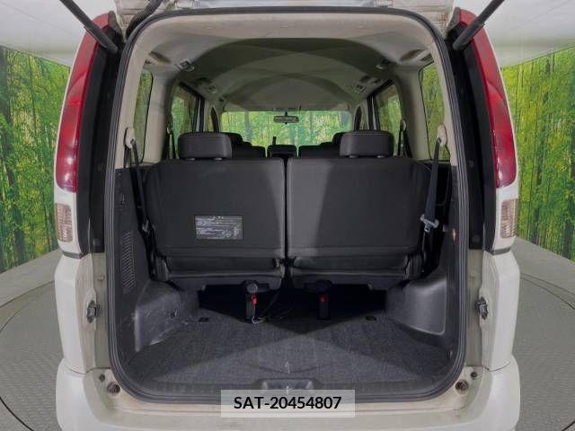Nissan SERENA 2007-03 393847-11