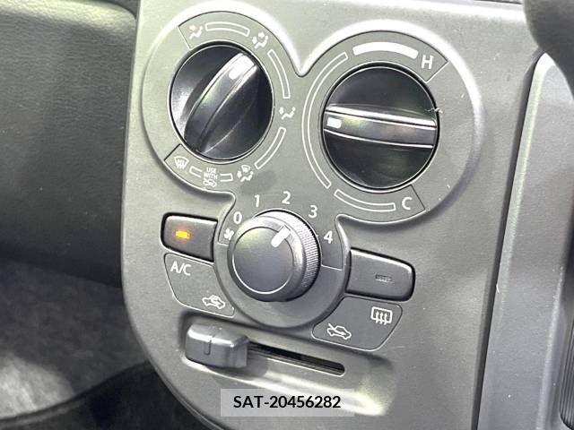 Suzuki ALTO 2019-04 305137-4