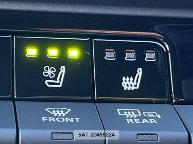 Toyota CROWN 2023-08 396125-5