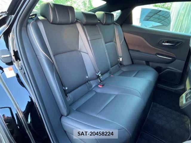 Toyota CROWN 2023-08 396125-9