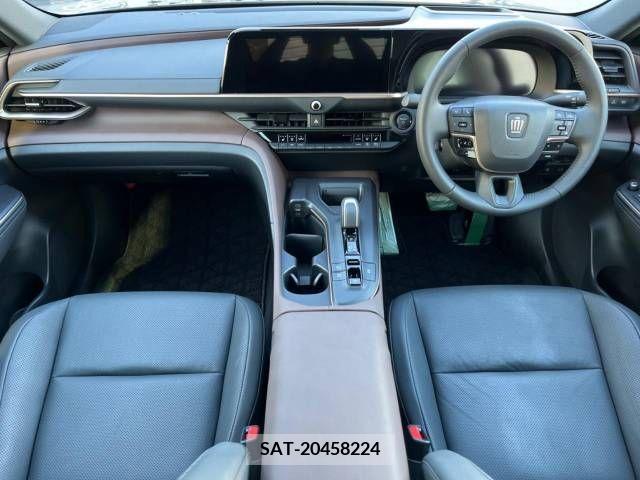 Toyota CROWN 2023-08 396125-1