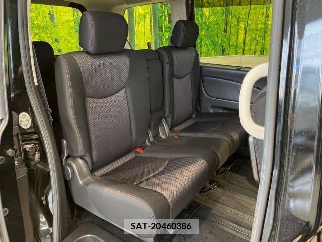 Nissan SERENA 2011-06 379755-8