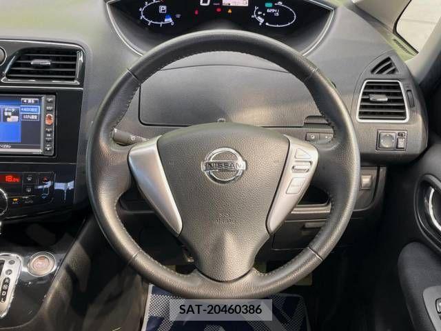 Nissan SERENA 2011-06 379755-11