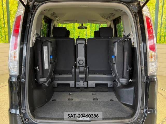 Nissan SERENA 2011-06 379755-10