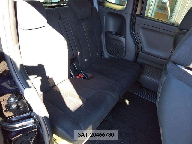 Honda N BOX CUSTOM 2020-04 216947-7