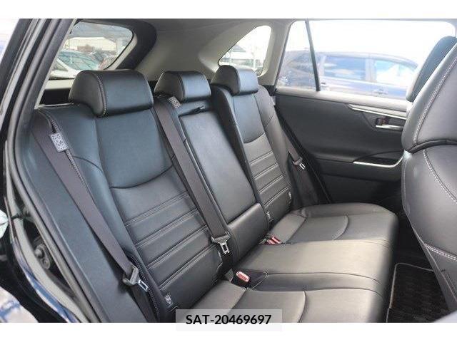 Toyota RAV4 2019-09 212227-13