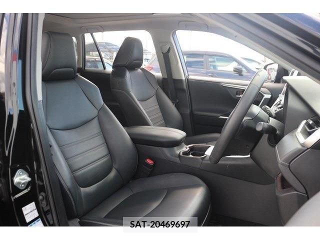 Toyota RAV4 2019-09 212227-12