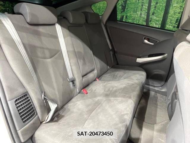 Toyota PRIUS 2010-10 282184-8