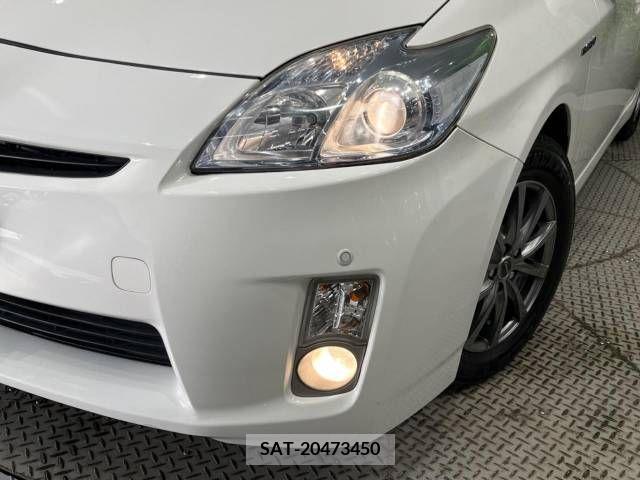 Toyota PRIUS 2010-10 282184-11