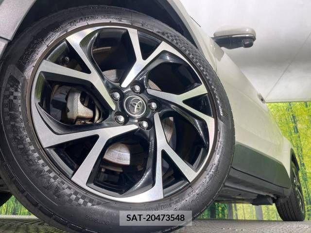 Toyota C-HR 2017-06 264169-12
