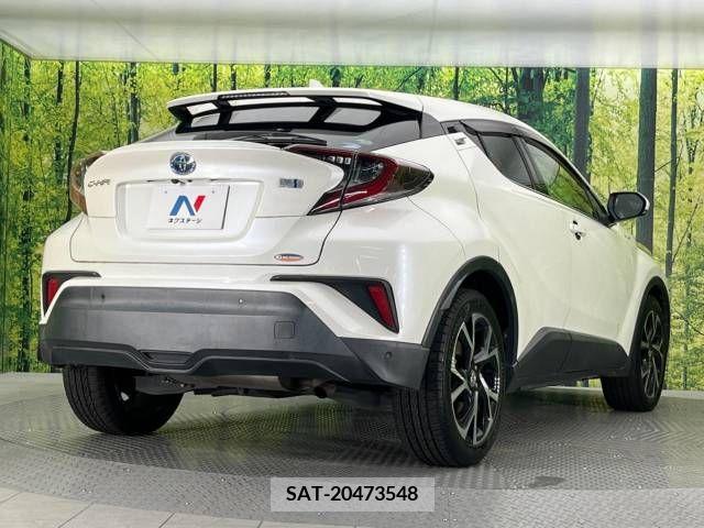 Toyota C-HR 2017-06 264169-16