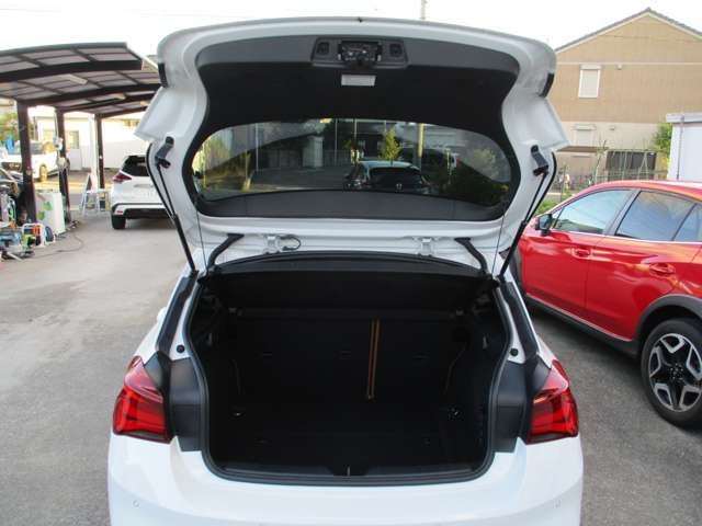 Bmw 1 SERIES 2017-11 12429-9