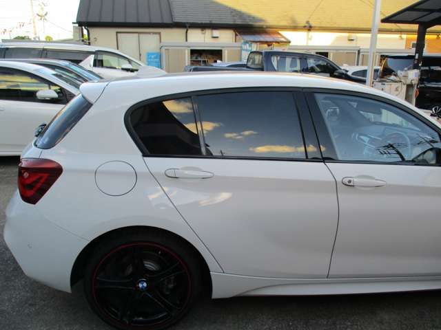 Bmw 1 SERIES 2017-11 12429-12