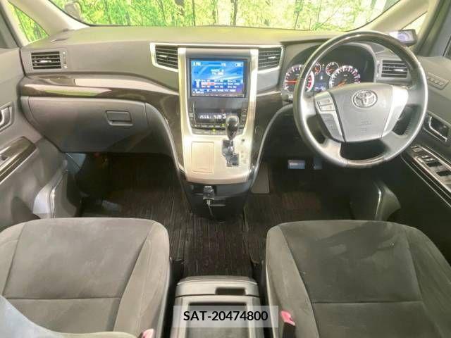 Toyota VELLFIRE 2011-10 384166-1