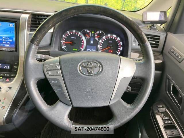 Toyota VELLFIRE 2011-10 384166-12