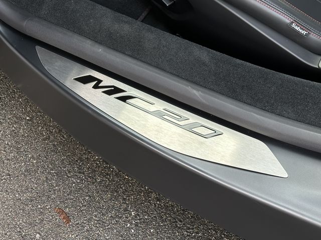 Maserati MC20 2022-03 3663-14