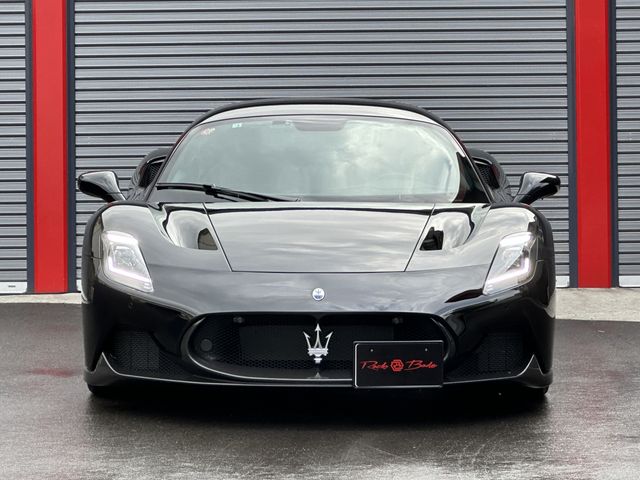 Maserati MC20 2022-03 3663-18
