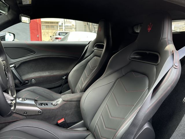 Maserati MC20 2022-03 3663-8