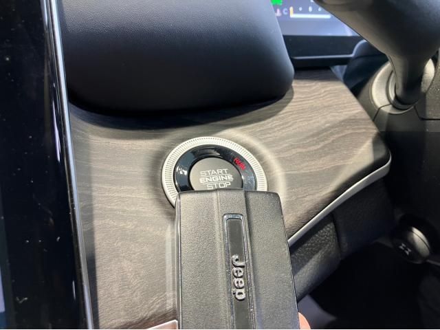 Jeep GRAND CHEROKEE 2022-12 23439-10