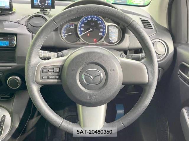 Mazda DEMIO 2012-03 301837-11