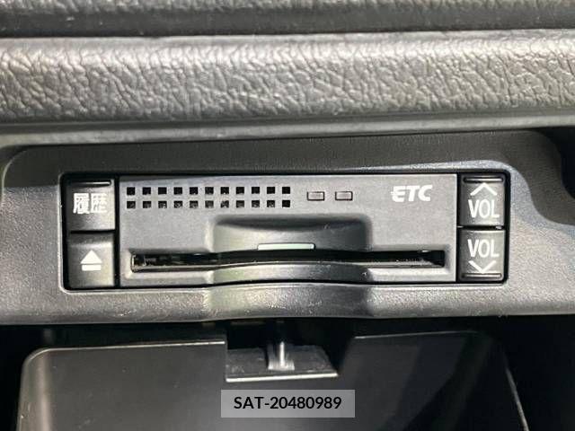 Toyota VOXY 2012-09 221489-5