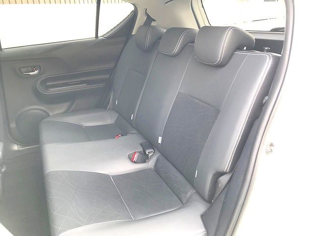 Toyota AQUA 2014-09 186139-18