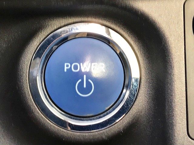 Toyota AQUA 2014-09 186139-16