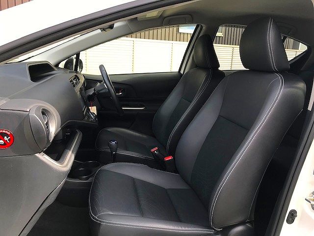 Toyota AQUA 2014-09 186139-12