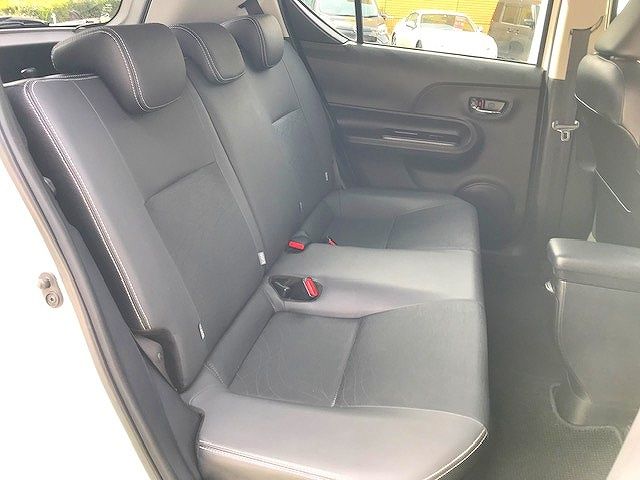 Toyota AQUA 2014-09 186139-9