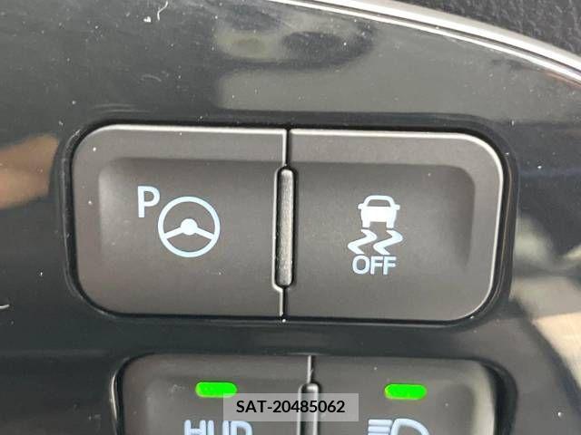 Toyota PRIUS 2017-06 379455-6
