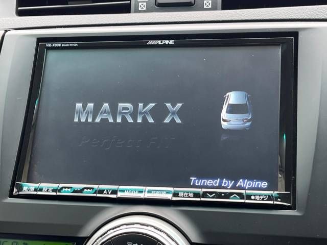 Toyota MARK X 2013-02 196037-2