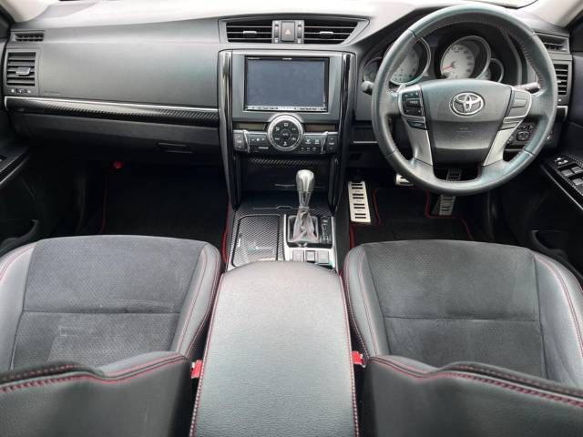 Toyota MARK X 2013-02 196037-1